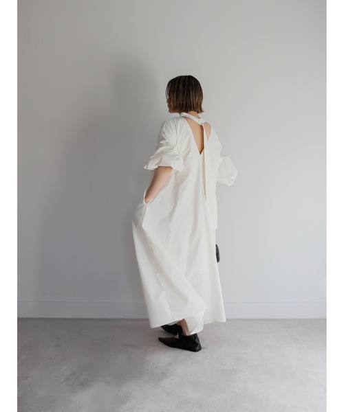 Katrin TOKYO（カトリーントーキョー）の「back open volume onepiece（ワンピース・レディース・グリーン/ホワイト/ブラック・FREE/XS）」の7枚目の写真