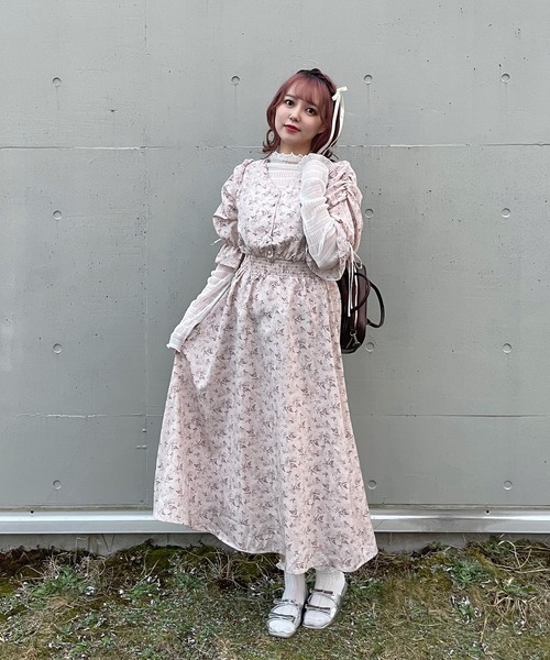 AS KNOW AS plus(アズノゥアズプラス)の「●リボンとキラ釦5分袖ワンピース(ワンピース・レディース・ブラック系/アイボリー系/ピンク系/ブラック/ブルーグレー/ブルー系その他/ブラック系1/アイボリー系1/ブラック系その他・FREE)」の9枚目の写真
