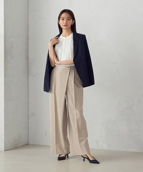 COMME CA ISM（コムサイズム）の「ノースリーブタックブラウス（シャツ/ブラウス・レディース・チャコール/ダークネイビー/ホワイト・LARGE/MEDIUM）」の4枚目の写真