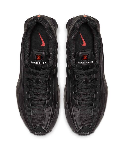 NIKE(ナイキ)の「ナイキ ショックス R4 ウィメンズシューズ / Nike Shox R4 Women's Shoes AR3565-004 Black(スニーカー・レディース・ブラック・26.5/25.5/25/24.5/24/23.5/23/26/27/27.5/28/22/22.5/28.5/29)」の15枚目の写真
