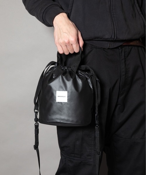 MAKAVELIC（マキャベリック）の「『MAKAVELIC』Blest Mid Shoulder Bag（ショルダーバッグ・メンズ・ブラック・FREE）」の2枚目の写真