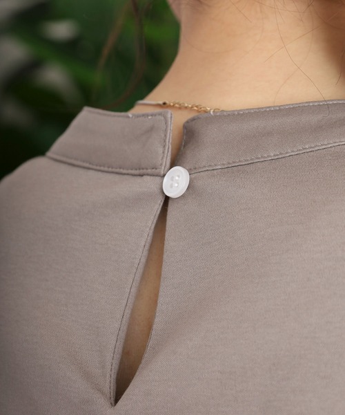 EGLANTINE（エグランティーヌ）の「EGLANTINE スモッキング立体刺繍カットソー（Tシャツ/カットソー・レディース・ブラック/グレー/オフホワイト/レッド/ライム・40）」の19枚目の写真