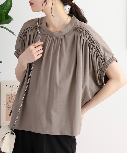 tシャツ EGLANTINE スモッキング立体刺繍カットソー レディース セール】EGLANTINE スモッキング立体刺繍カットソー（Tシャツ