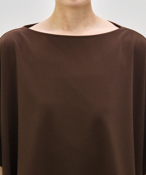 COGTHEBIGSMOKE(コグザビッグスモーク)の「【COGTHEBIGSMOKE/コグザビッグスモーク】別注 BETTY TOP/ストレッチジャージートップス(Tシャツ/カットソー・レディース・ブラウン/ブラック/オフホワイト・1)」の15枚目の写真