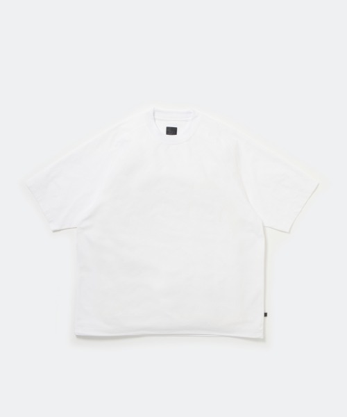 DAIWA PIER39（ダイワピア39）の「DAIWA PIER39 TECH LIGHTWEIGHT S/S TEE BE-31025（Tシャツ/カットソー・メンズ・ブラック/チャコールグレー/ホワイト・X-LARGE/LARGE/MEDIUM/SMALL）」の12枚目の写真