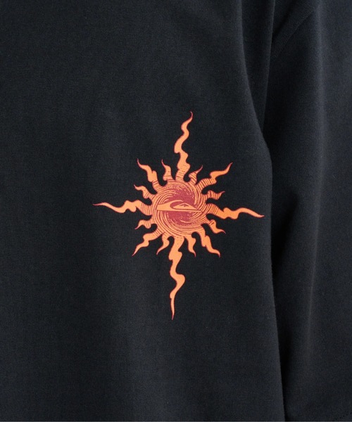 Quiksilver(クイックシルバー)の「SOLARIS ST/クイックシルバーバックプリント半袖Tシャツ(Tシャツ/カットソー・メンズ・ブラック/ホワイト・MEDIUM/X-LARGE/LARGE)」の6枚目の写真