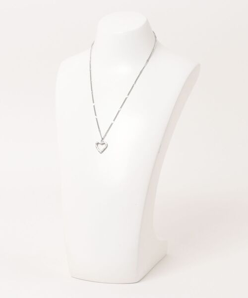 Heather（ヘザー）の「ステンレスハートモチーフネックレス　493531（ネックレス・レディース・シルバー・ONE SIZE）」の6枚目の写真