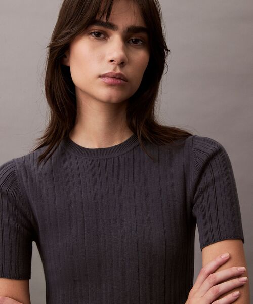 Calvin Klein(カルバン・クライン)の「コットンリブ ショートスリーブ プルオーバー(ニット/セーター・レディース・オフホワイト/ブラック系その他・XS/S/XXS)」の20枚目の写真