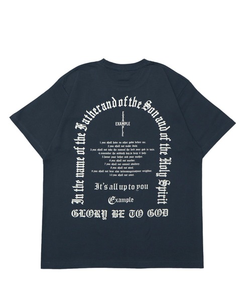 EXAMPLE（エグザンプル）の「EXAMPLE CROSS SOUVENIR S/S TEE（Tシャツ/カットソー・メンズ・ネイビー系/ホワイト/チャコール/ブラック系その他・XXL/M/XL/L）」の2枚目の写真