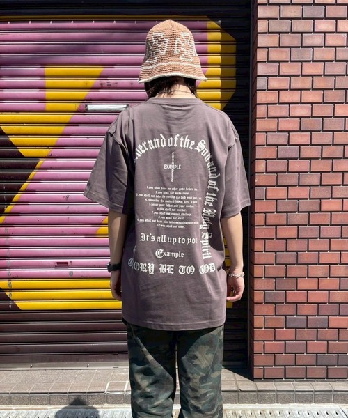 EXAMPLE（エグザンプル）の「EXAMPLE CROSS SOUVENIR S/S TEE（Tシャツ/カットソー・メンズ・ネイビー系/ホワイト/チャコール/ブラック系その他・XXL/M/XL/L）」の7枚目の写真