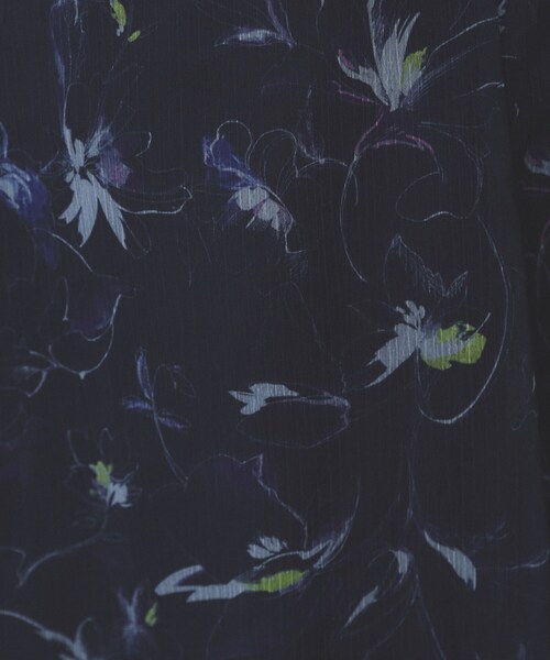 index（インデックス）の「シアーフラワーフレアスカート【洗濯機洗い可】（スカート・レディース・アイボリー系/グリーン系1/ネイビー系・40/38/42/36）」の16枚目の写真