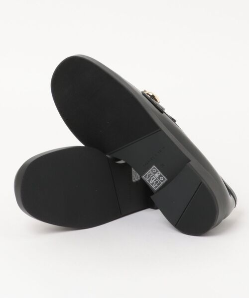CHARLES & KEITH（チャールズ & キース）の「Marley マーリー メタリックアクセントローファー（ローファー・レディース・ブラック系その他7/ライトブラウン・22.5cm/25cm/24.5cm/23.5cm/23cm/25.5cm）」の3枚目の写真