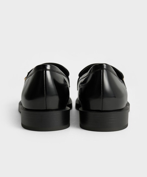 CHARLES & KEITH（チャールズ & キース）の「Marley マーリー メタリックアクセントローファー（ローファー・レディース・ブラック系その他7/ライトブラウン・22.5cm/25cm/24.5cm/23.5cm/23cm/25.5cm）」の5枚目の写真