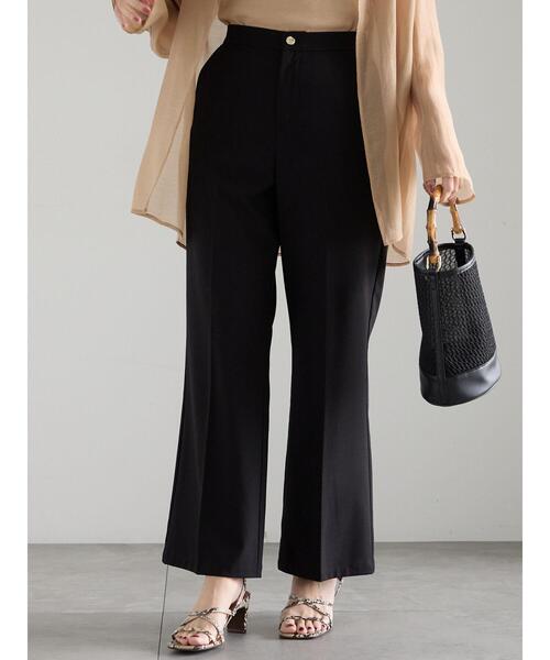 Te chichi(テチチ)の「【松井愛莉着用】ドライダブルクロスフレアストレートパンツ(その他パンツ・レディース・カーキ/ベージュ/ブラック・F)」の2枚目の写真