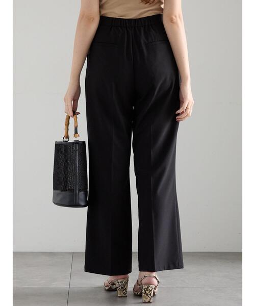 Te chichi(テチチ)の「【松井愛莉着用】ドライダブルクロスフレアストレートパンツ(その他パンツ・レディース・カーキ/ベージュ/ブラック・F)」の17枚目の写真