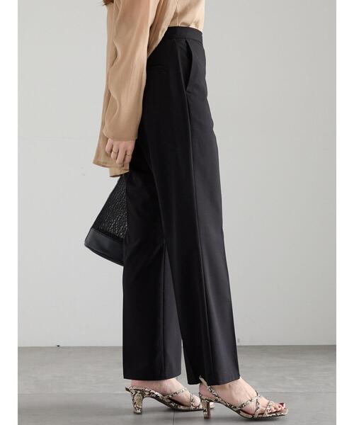 Te chichi(テチチ)の「【松井愛莉着用】ドライダブルクロスフレアストレートパンツ(その他パンツ・レディース・カーキ/ベージュ/ブラック・F)」の18枚目の写真