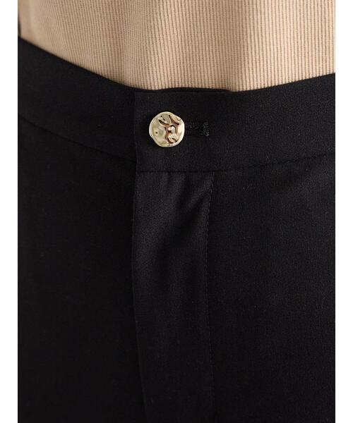 Te chichi(テチチ)の「【松井愛莉着用】ドライダブルクロスフレアストレートパンツ(その他パンツ・レディース・カーキ/ベージュ/ブラック・F)」の19枚目の写真