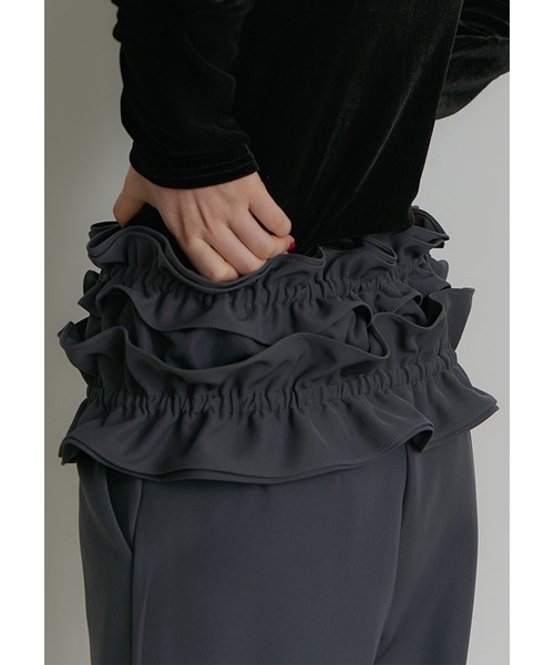 全骨格対応で着回し自在ギャザーフリルビスチェ（キャミソール）｜SEN