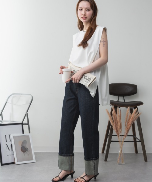 RCD(アールシーディー)の「肩タックノースリーブボートネックTシャツ(Tシャツ/カットソー・レディース・ブラック/グレイッシュベージュ/オフホワイト/チャコールグレー・M-L/LL~3L/4L~5L)」の13枚目の写真