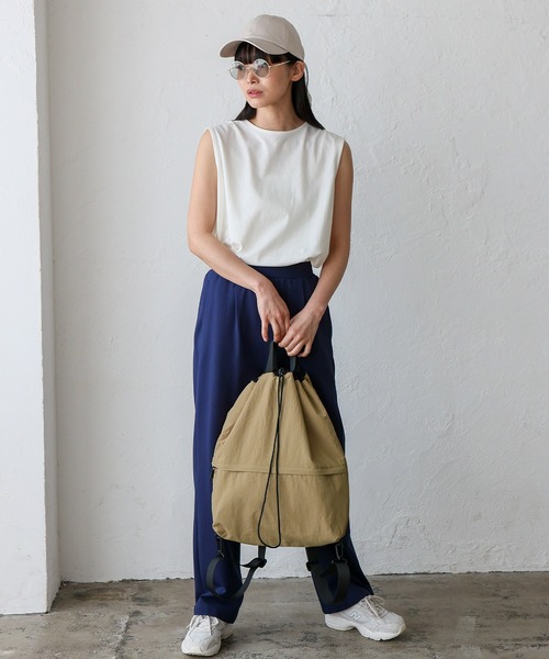 VitaFelice(ヴィータフェリーチェ)の「【撥水】2wayナイロンナップサック ユニセックス(バックパック/リュック・レディース・ベージュ/ブラック/アイボリー・FREE)」の13枚目の写真