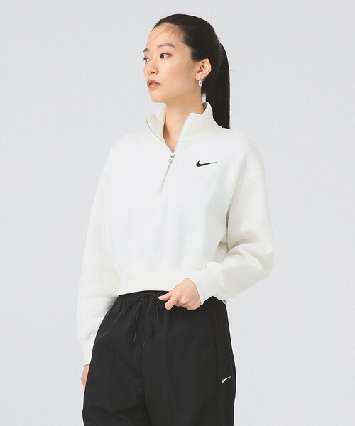 NIKE（ナイキ）の「【WEB限定】NIKE / 1/2ジップ クロップ スウェットシャツ（スウェット・レディース・ホワイト/ブラック・MEDIUM/LARGE）」の2枚目の写真