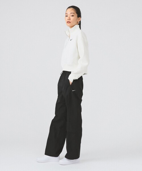 NIKE（ナイキ）の「【WEB限定】NIKE / 1/2ジップ クロップ スウェットシャツ（スウェット・レディース・ホワイト/ブラック・MEDIUM/LARGE）」の4枚目の写真