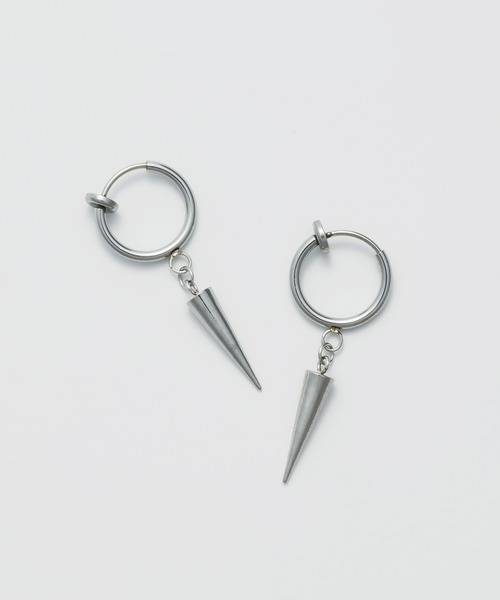 WYZ surgical stainless(ダブリューワイジィーサージカルステンレス)の「【 金属アレルギー対応 】トーンモチーフ フープイヤリング サージカルステンレス(両耳用)(イヤリング・メンズ・シルバー・FREE)」の4枚目の写真