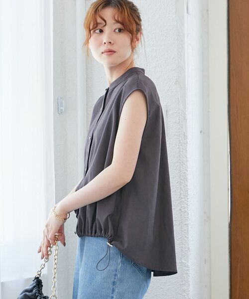 le.coeur blanc(ルクールブラン)の「リネンライク裾ドロストブラウス(シャツ/ブラウス・レディース・チャコールグレー/モカ・38)」の6枚目の写真