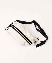 L.R.M（エルアールエム）の「【 L.R.M / エルアールエム 】トラック ライン ボディバッグ　MMI（バックパック/リュック）」