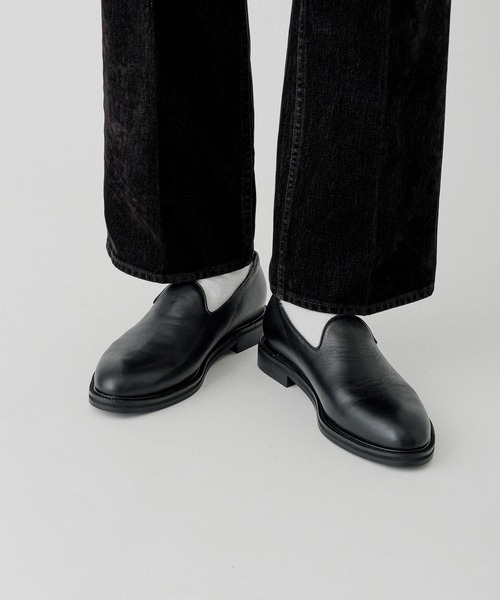 ADAM ET ROPE'(アダムエロペ)の「レザースリッポン(スリッポン・メンズ・ブラック/ブラック系その他2・41/40/43/42)」の3枚目の写真