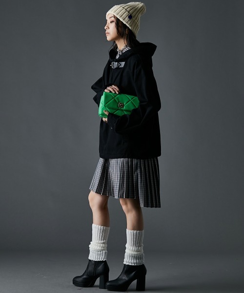 GEVS.（ジェイヴィス）の「綿100％ベルト付アノラックパーカー＜大きいサイズ有＞GEVS.（パーカー・レディース・ベージュ/ブラック・L/M/5L/4L/3L/LL）」の6枚目の写真