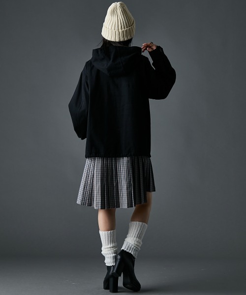 GEVS.（ジェイヴィス）の「綿100％ベルト付アノラックパーカー＜大きいサイズ有＞GEVS.（パーカー・レディース・ベージュ/ブラック・L/M/5L/4L/3L/LL）」の7枚目の写真