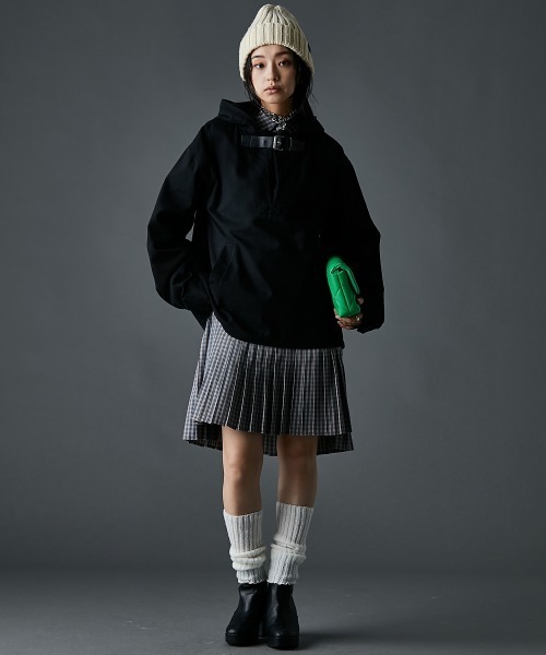 GEVS.（ジェイヴィス）の「綿100％ベルト付アノラックパーカー＜大きいサイズ有＞GEVS.（パーカー・レディース・ベージュ/ブラック・L/M/5L/4L/3L/LL）」の8枚目の写真