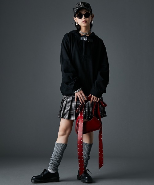 GEVS.（ジェイヴィス）の「綿100％ベルト付アノラックパーカー＜大きいサイズ有＞GEVS.（パーカー・レディース・ベージュ/ブラック・L/M/5L/4L/3L/LL）」の12枚目の写真