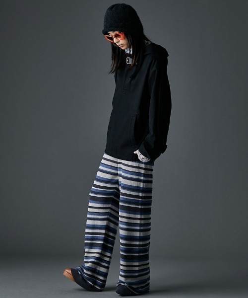 GEVS.（ジェイヴィス）の「綿100％ベルト付アノラックパーカー＜大きいサイズ有＞GEVS.（パーカー・レディース・ベージュ/ブラック・L/M/5L/4L/3L/LL）」の21枚目の写真