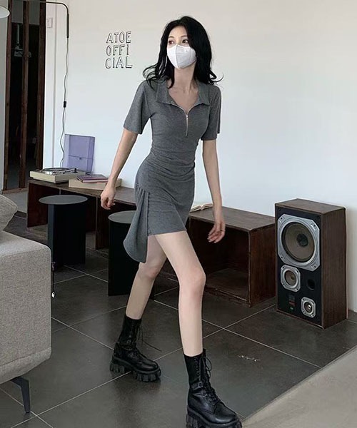gossip!ロサンゼルス(ゴシップロサンゼルス)の「ハーフジップポロワンピース サイドシャーリング アシンメトリー裾 レディース(ワンピース・レディース・グレー/ブラック・M/S/L)」の4枚目の写真