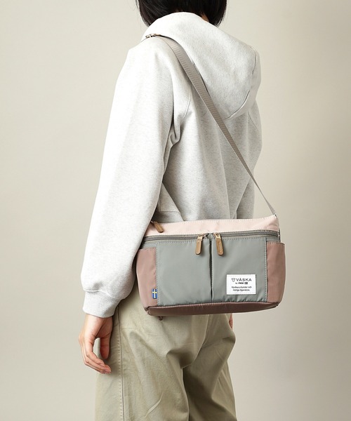 moz(モズ)の「【VASKA by moz】ヴェスカ ショルダーバッグ VZPS-01(ショルダーバッグ・レディース・オレンジ/グリーン/ブラック/ブルー/ネイビー・ONE SIZE)」の10枚目の写真
