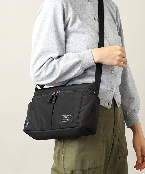 moz(モズ)の「【VASKA by moz】ヴェスカ ショルダーバッグ VZPS-01(ショルダーバッグ・レディース・オレンジ/グリーン/ブラック/ブルー/ネイビー・ONE SIZE)」の12枚目の写真