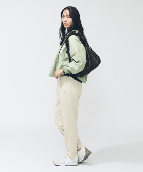 NEW BALANCE（ニューバランス）の「ニューバランス New Balance 327（スニーカー・レディース・ベージュ・23.0cm/23.5cm/24.0cm/24.5cm/25.0cm/25.5cm/26.0cm）」の4枚目の写真