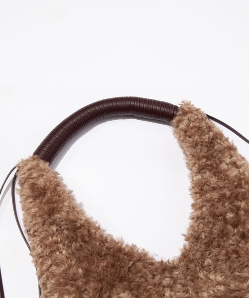 【F/CE】エフシーイー ファー ラッピングハンドル トートバッグ ボア素材 F/CE. FUR WRAPPING HANDLE TOTE / エフシーイー ファーワッピング