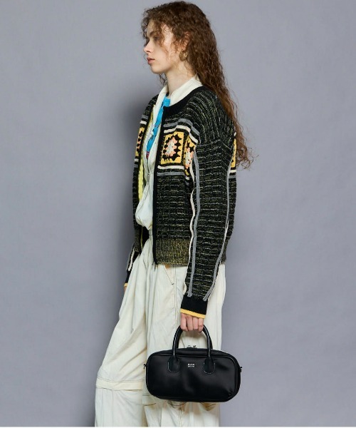 MAISON SPECIAL(メゾンスペシャル)の「Crochet Motif Zip Knit Cardigan/クロシェモチーフジップニットカーデ(カーディガン/ボレロ・レディース・ブラック/ブルー・FREE)」の6枚目の写真