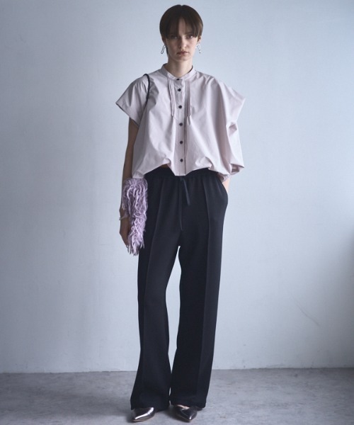Muel Chic(ミュエルシック)の「Mio balloon shirt ミオバルーンシャツ(シャツ/ブラウス・レディース・グレイッシュベージュ/スモークピンク/ネイビー/ホワイト・FREE)」の10枚目の写真