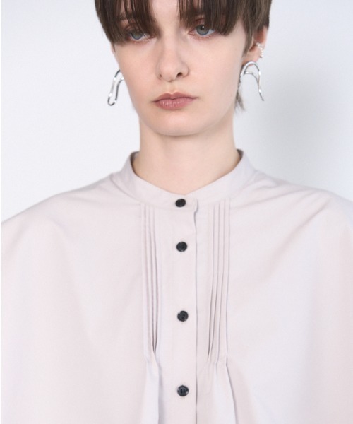 Muel Chic(ミュエルシック)の「Mio balloon shirt ミオバルーンシャツ(シャツ/ブラウス・レディース・グレイッシュベージュ/スモークピンク/ネイビー/ホワイト・FREE)」の11枚目の写真