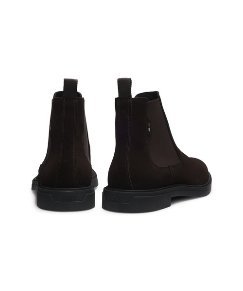 BOSS(ボス)の「スエード チェルシーブーツ シグネチャーストライプ(ブーツ・メンズ・ダークブラウン・44/41/40/42/43/39/45)」の3枚目の写真