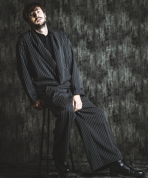 NO ID.(ノーアイディ)の「【NO ID.】Drape Tuck Wide Trousers / ドレープ タック ワイド トラウザーズ(スラックス・メンズ・その他33/ブラック・2/1)」の21枚目の写真