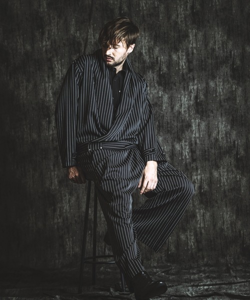 NO ID.(ノーアイディ)の「【NO ID.】Drape Tuck Wide Trousers / ドレープ タック ワイド トラウザーズ(スラックス・メンズ・その他33/ブラック・2/1)」の22枚目の写真