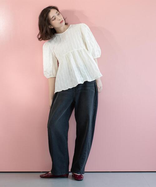 OPAQUE.CLIP（オペークドットクリップ）の「ストレッチバレルレッグデニム【洗濯機洗い可】（デニムパンツ・レディース・スミクロ/ブルー系その他・36/38/40/42）」の6枚目の写真