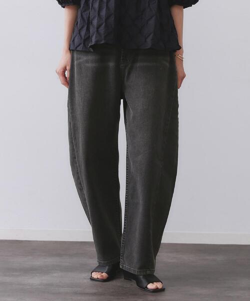 OPAQUE.CLIP（オペークドットクリップ）の「ストレッチバレルレッグデニム【洗濯機洗い可】（デニムパンツ・レディース・スミクロ/ブルー系その他・36/38/40/42）」の16枚目の写真