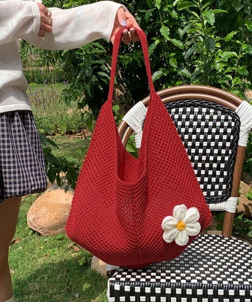 Miniministore(ミニミニストア)の「トートバッグ花モチーフ付き編みバッグ軽量(トートバッグ・レディース・グリーン/ピンク/レッド/ブルー/ライトブラウン/アイボリー・FREE)」の15枚目の写真