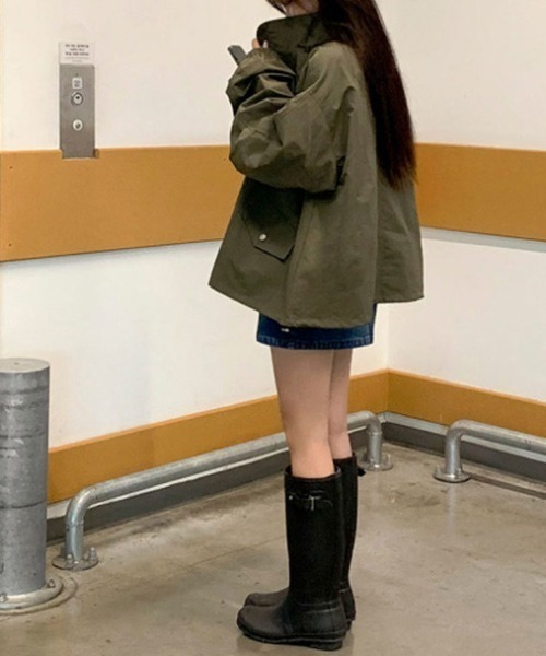 cammie(キャミー)の「スタンドカラーワイドスリーブライトコート(モッズコート・レディース・ネイビー/ライトグレー/カーキ・MEDIUM/LARGE)」の10枚目の写真